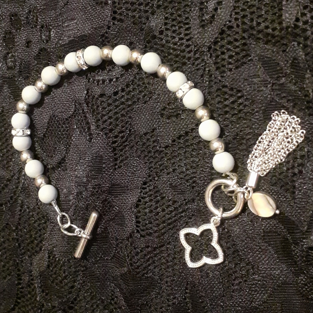 Dangle bracelet grey/blue with rhinestones